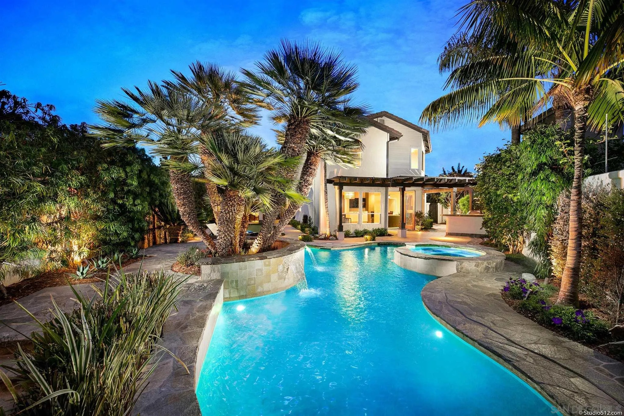 220 Jacob Lane Encinitas, CA 92024 - Photo 38 of 40 a view of a house with swimming pool