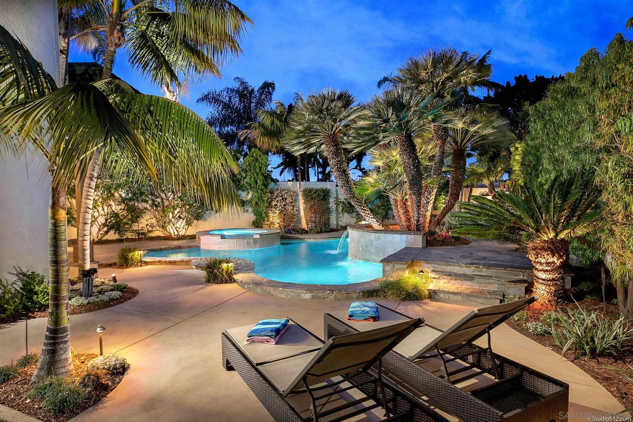 220 Jacob Lane Encinitas, CA 92024 - Photo 39 of 40 a view of a patio with swimming pool