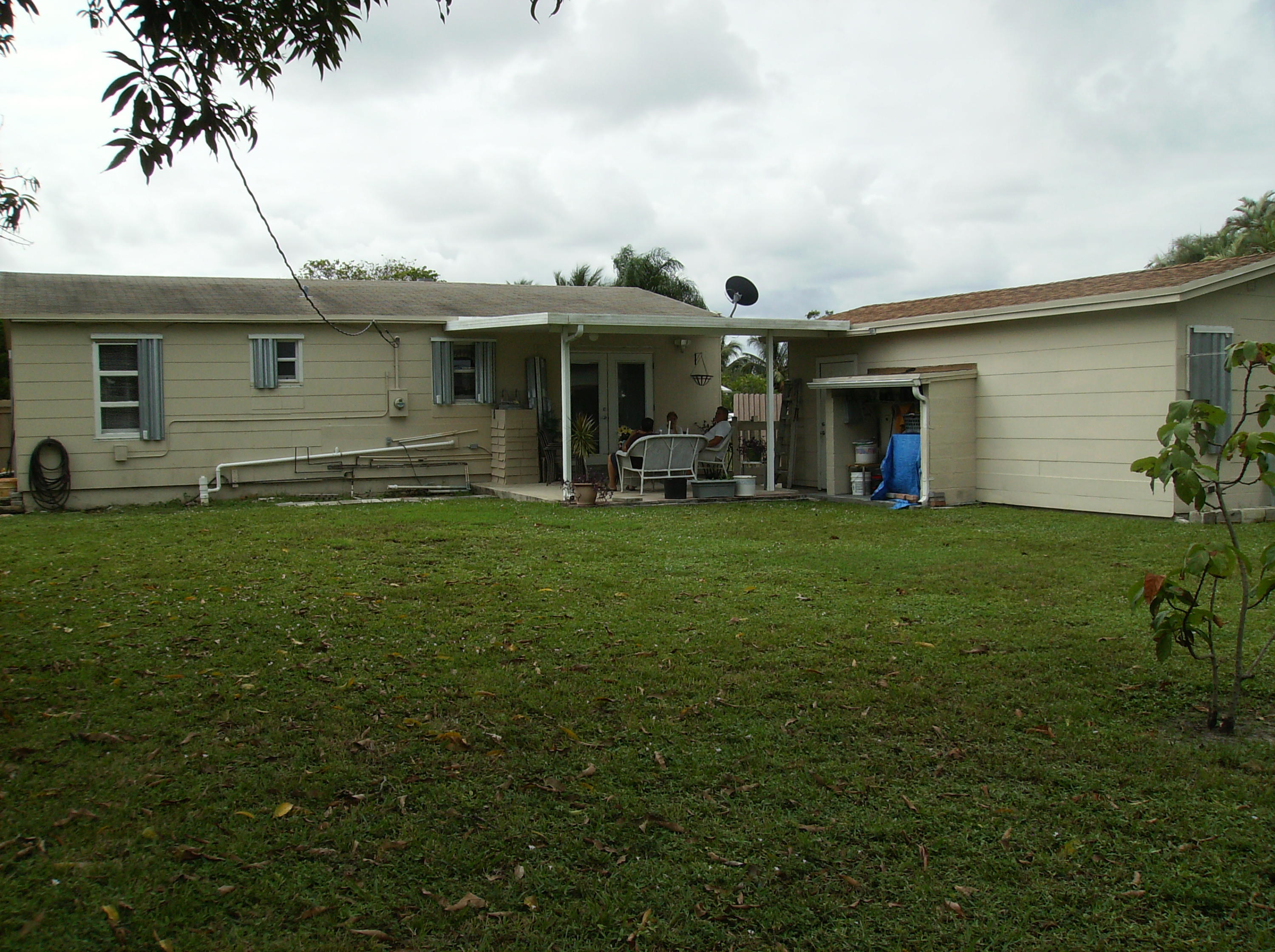 2891 Seminole Road West Palm Beach, FL 33406 - Photo 13 of 16 HPIM0815