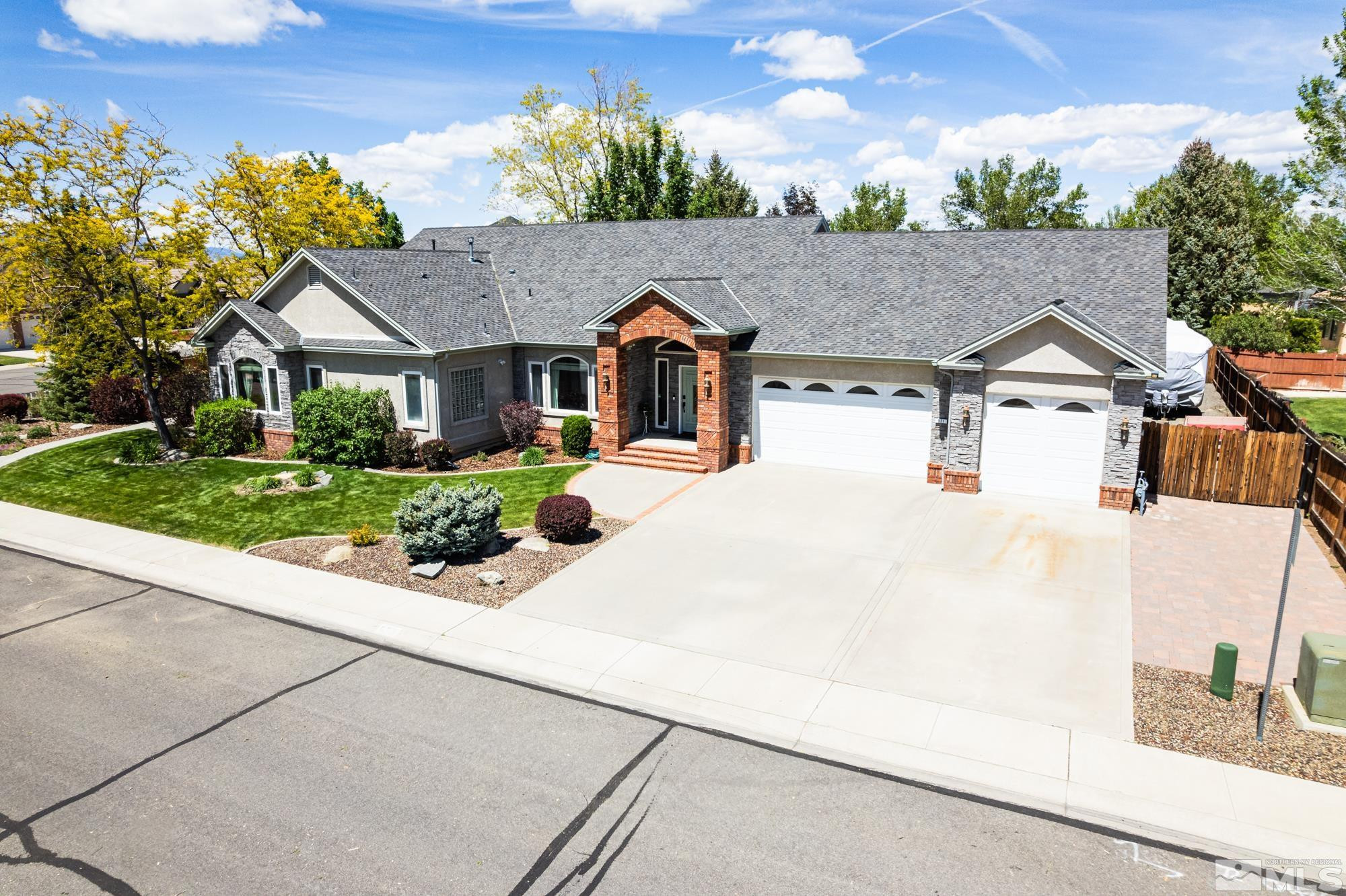 971 Fieldgate Way Gardnerville, NV 89460 - Photo 2 of 57 Photo 2