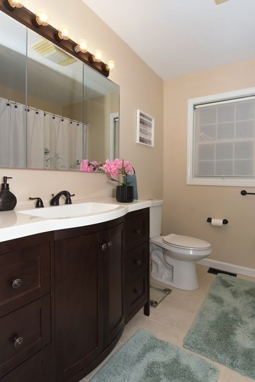 15 Spring Road Lynn, MA 01902 - Photo 13 of 34 Gallery Image 13