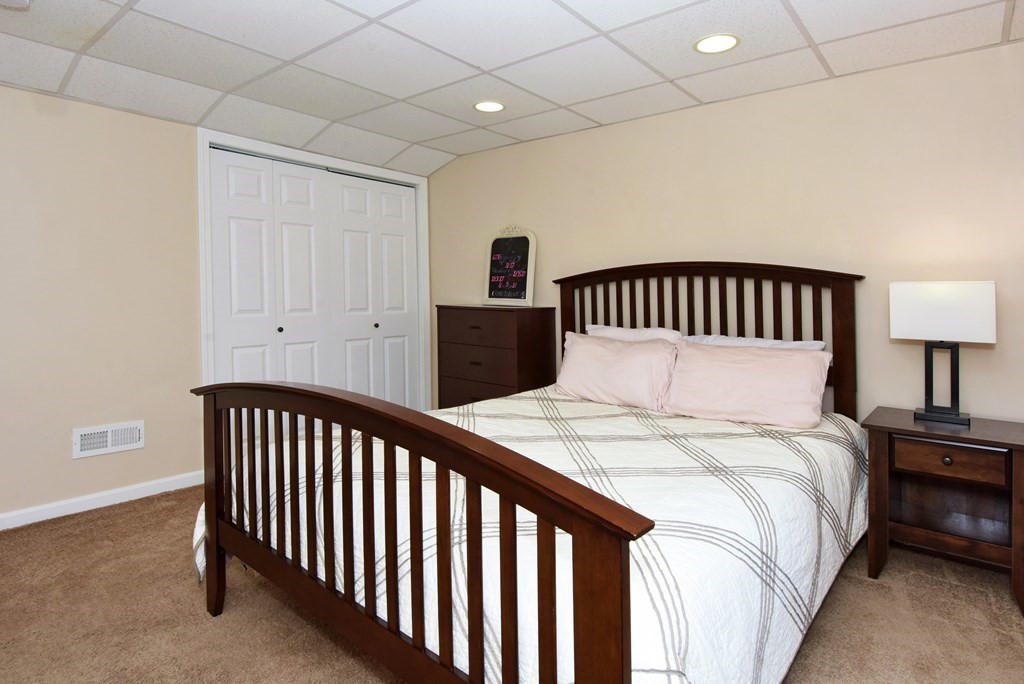 15 Spring Road Lynn, MA 01902 - Photo 19 of 34 Gallery Image 19
