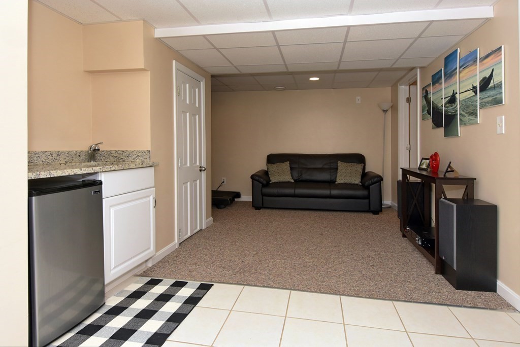 15 Spring Road Lynn, MA 01902 - Photo 23 of 34 Gallery Image 23