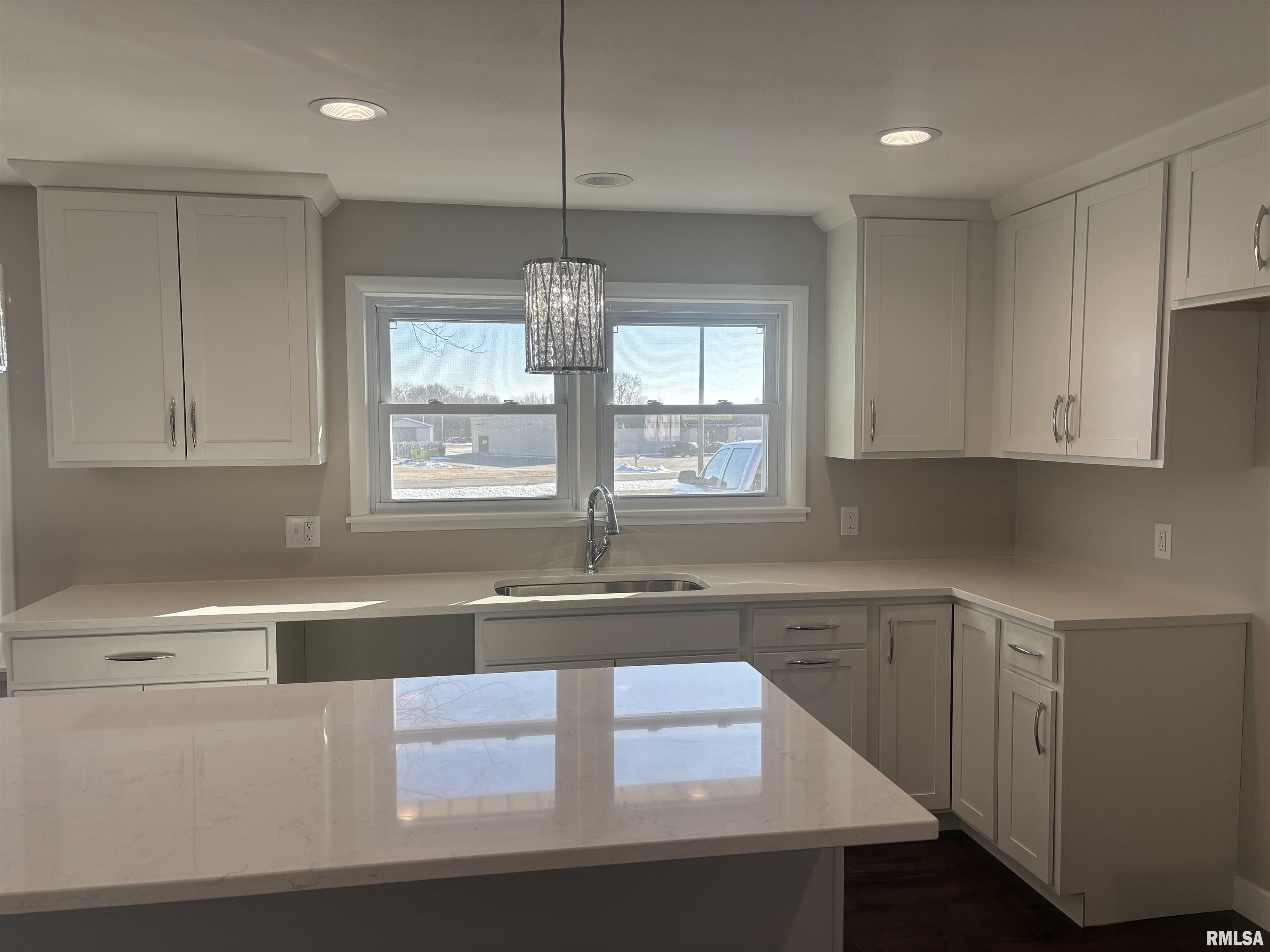 707 West Santa Fe Avenue Toluca, IL 61369 - Photo 18 of 50