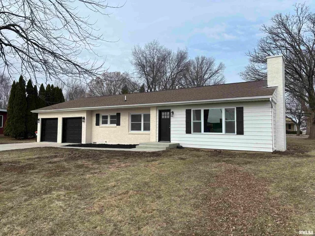 $225,000 | 707 West Santa Fe Avenue, Toluca, IL 61369