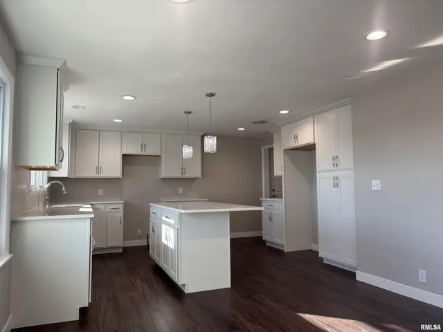 $225,000 | 707 West Santa Fe Avenue, Toluca, IL 61369