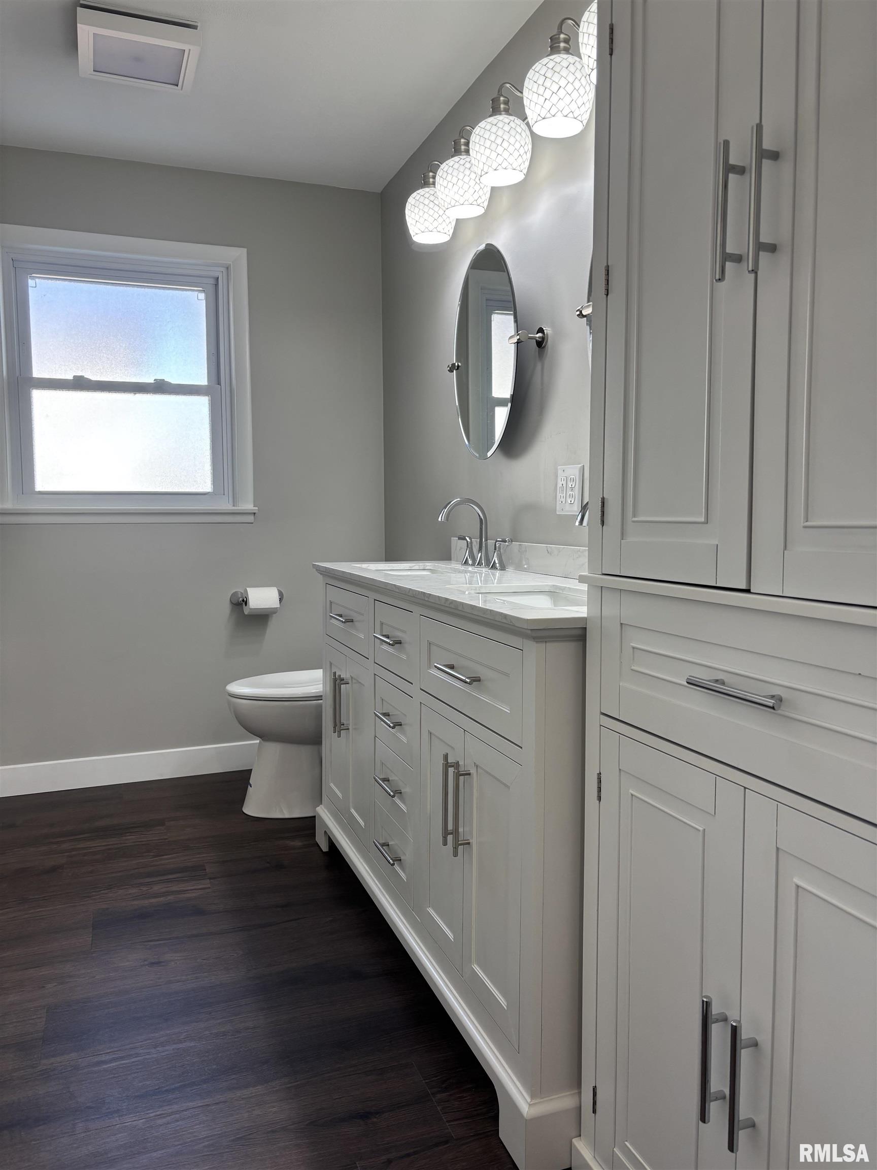 707 West Santa Fe Avenue Toluca, IL 61369 - Photo 32 of 50