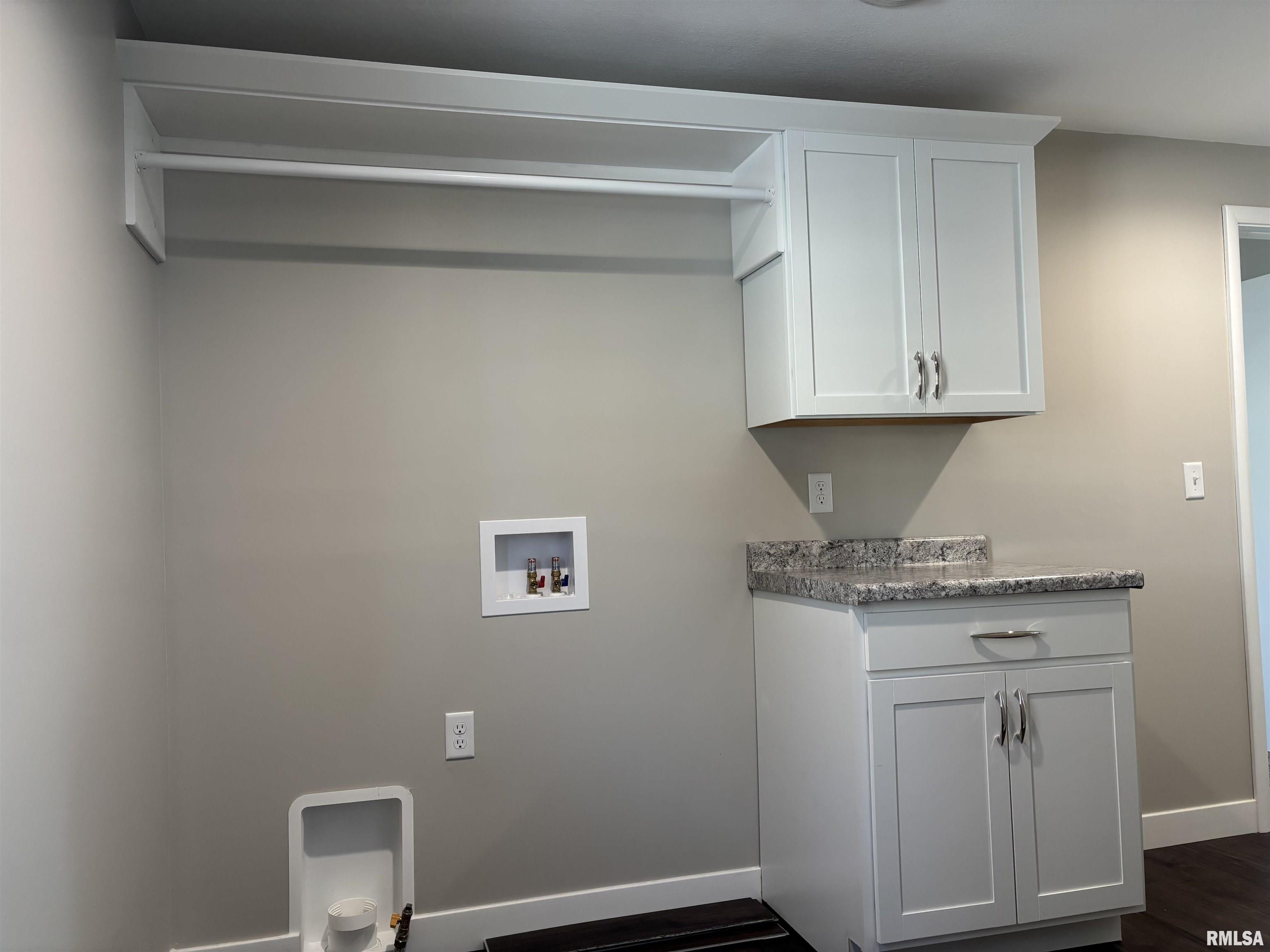 707 West Santa Fe Avenue Toluca, IL 61369 - Photo 38 of 50