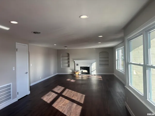 $225,000 | 707 West Santa Fe Avenue, Toluca, IL 61369