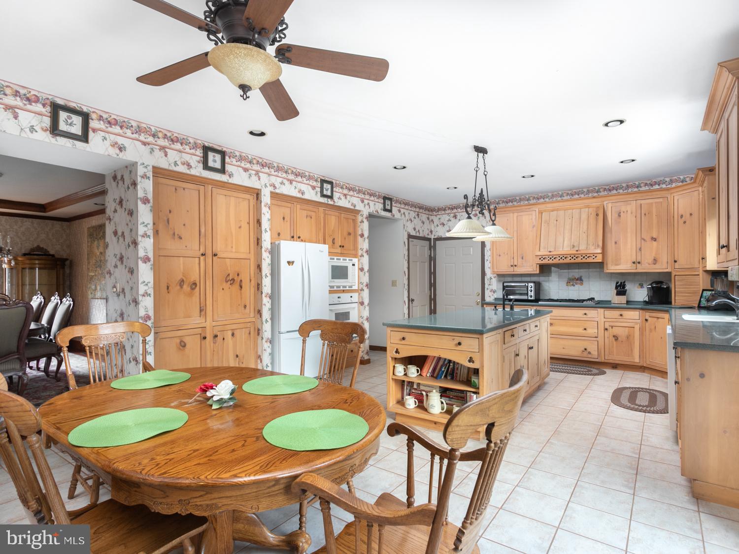 160 Larrison Road Wrightstown, NJ 08562 - Photo 11 of 59 Gallery Image 11