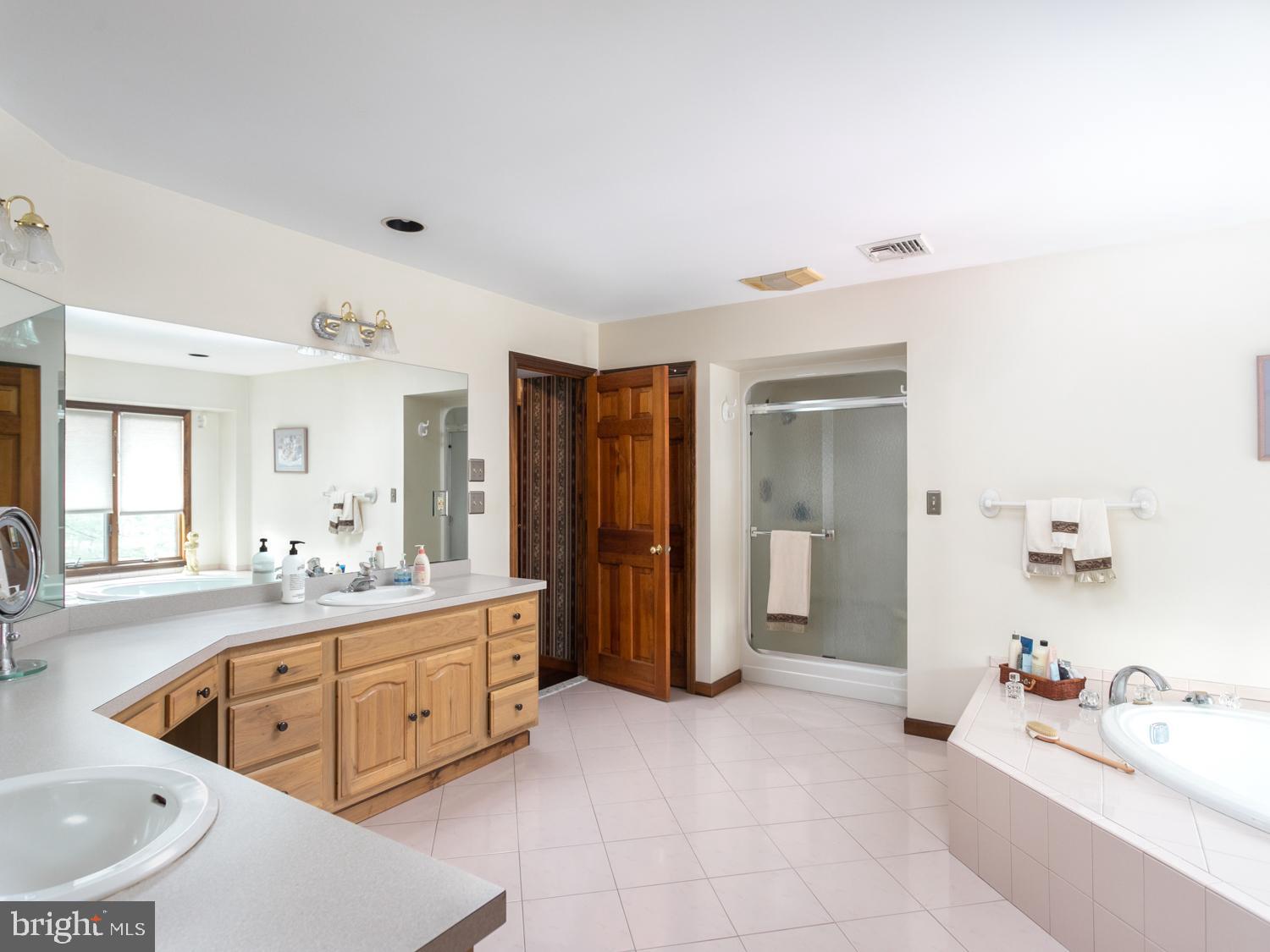160 Larrison Road Wrightstown, NJ 08562 - Photo 27 of 59 Gallery Image 27