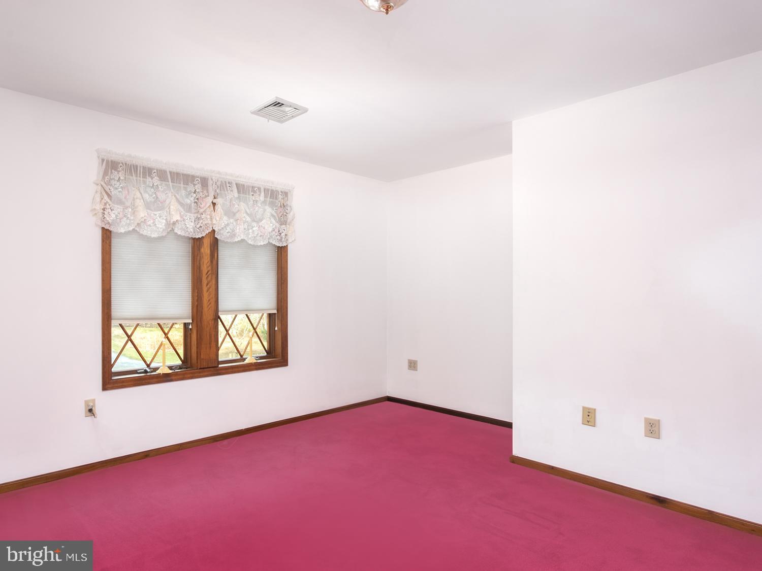 160 Larrison Road Wrightstown, NJ 08562 - Photo 32 of 59 Gallery Image 32