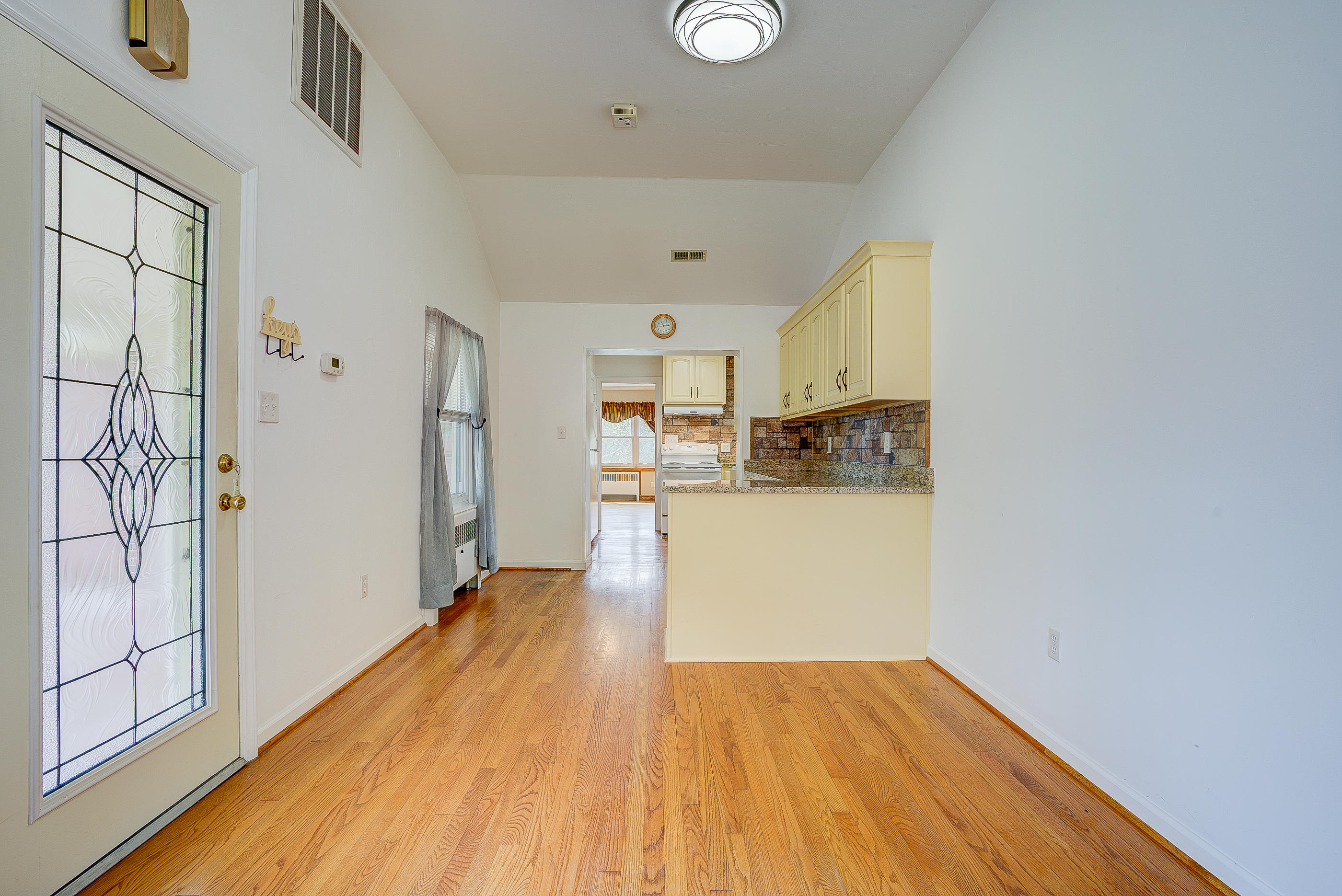 544 Boxley Road Roanoke, VA 24019 - Photo 16 of 40 88