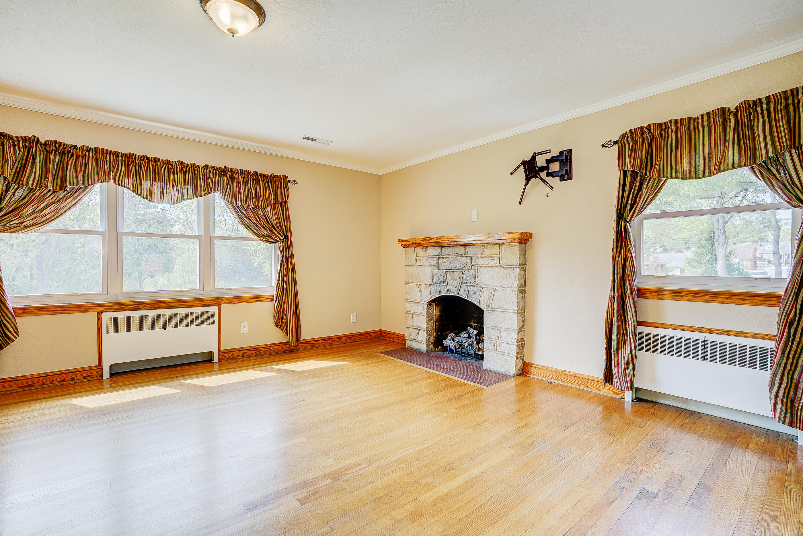 544 Boxley Road Roanoke, VA 24019 - Photo 5 of 40 67