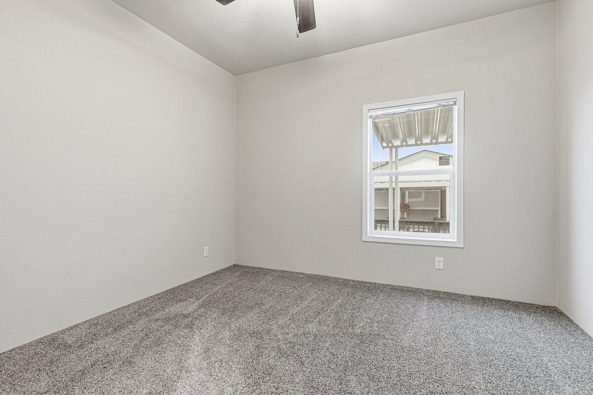 8401 Old Stage Road, Unit 25 Central Point, OR 97502 - Photo 11 of 17 17-2