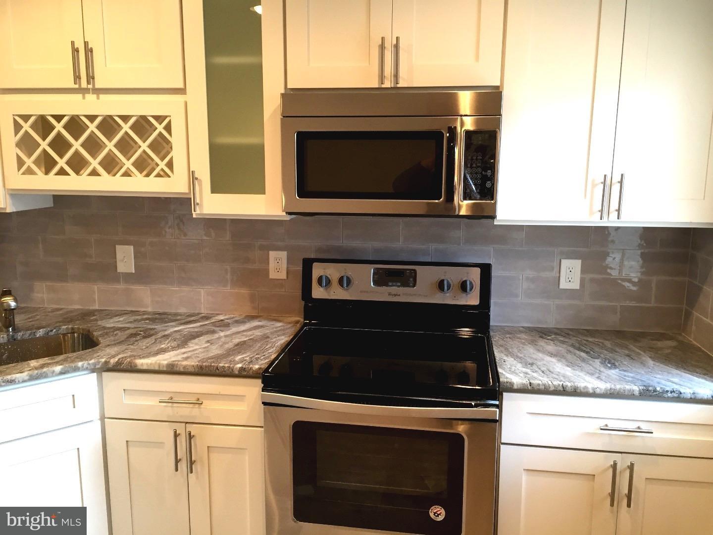 1138 Marlyn Road Philadelphia, PA 19151 - Photo 3 of 17 Gallery Image 3