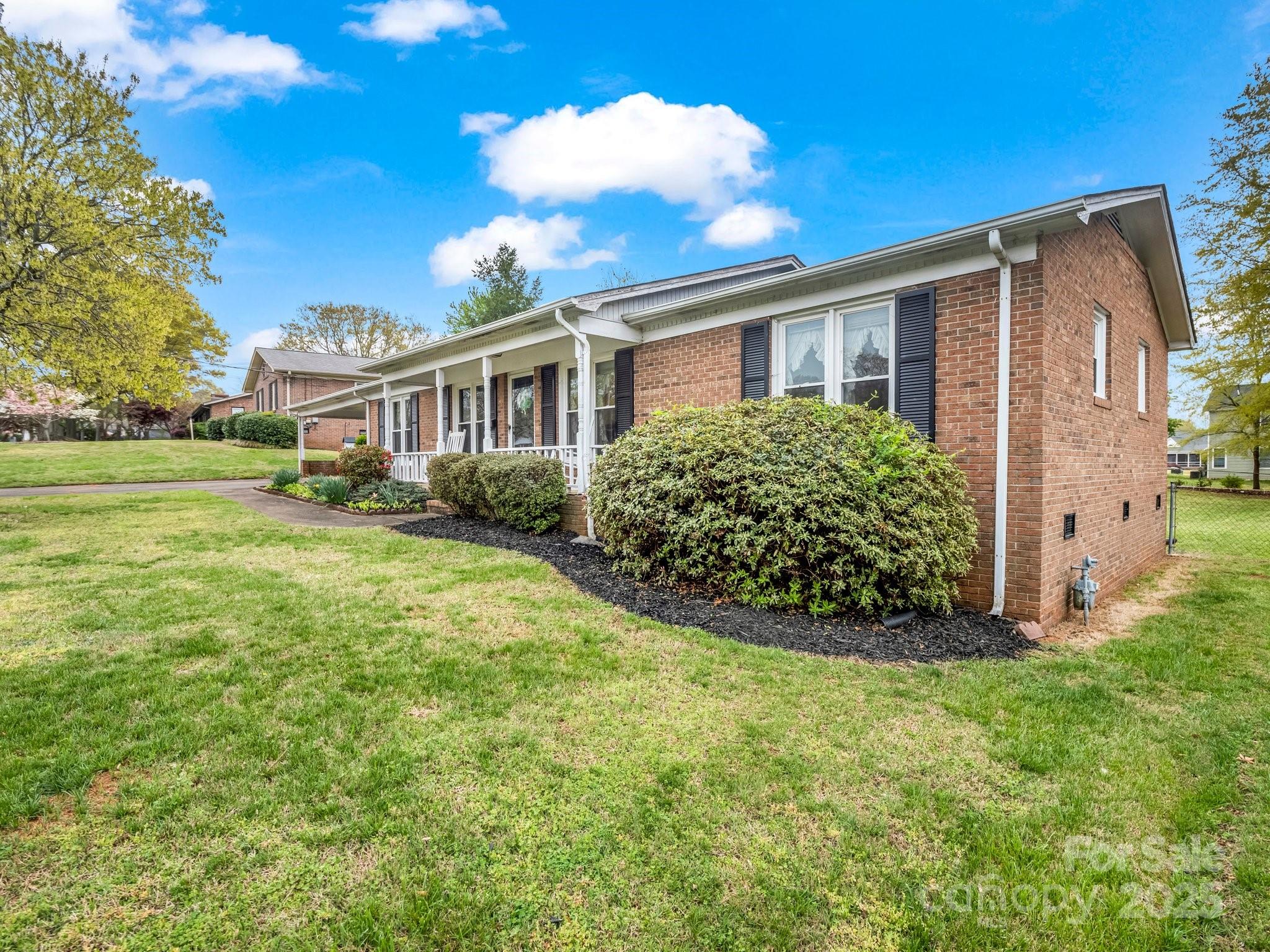 1309 Briarcliff Road Shelby, NC 28152 - Photo 5 of 37 Gallery Image 5