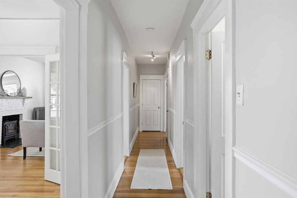72-74 Parmenter Road, Unit 2 Waltham, MA 02453 - Photo 10 of 38