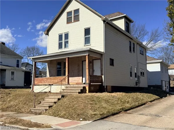 $850 | 1317 Plum Street, Unit 1, Steubenville, OH 43952