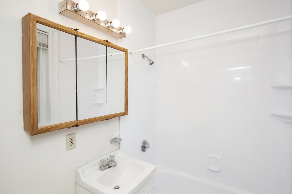 28 Ransom Road, Unit 2 Boston, MA 02135 - Photo 5 of 14 Gallery Image 5