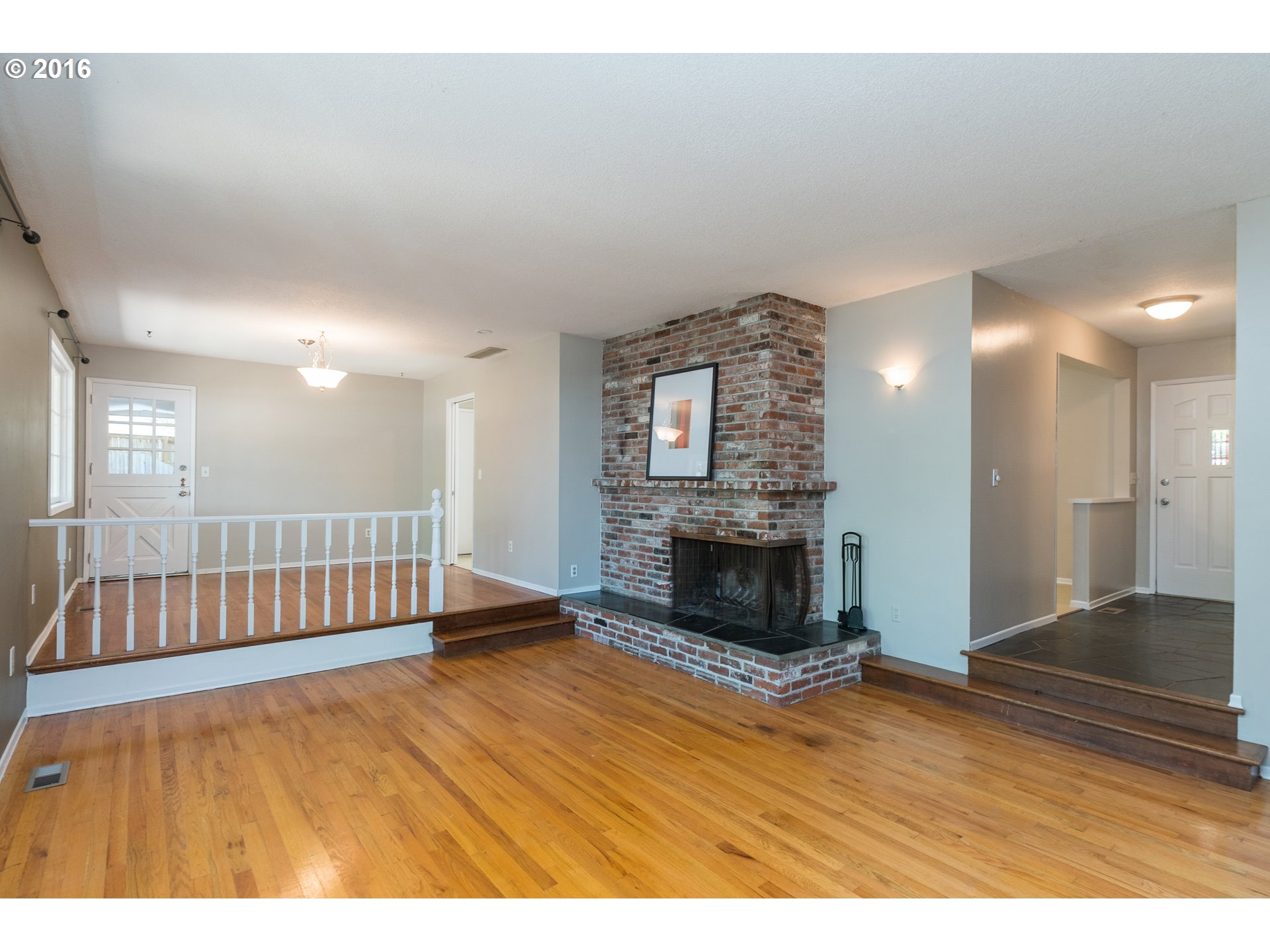 13775 Southwest Hart Road Beaverton, OR 97008 - Photo 2 of 13 Living Room/Dining Room