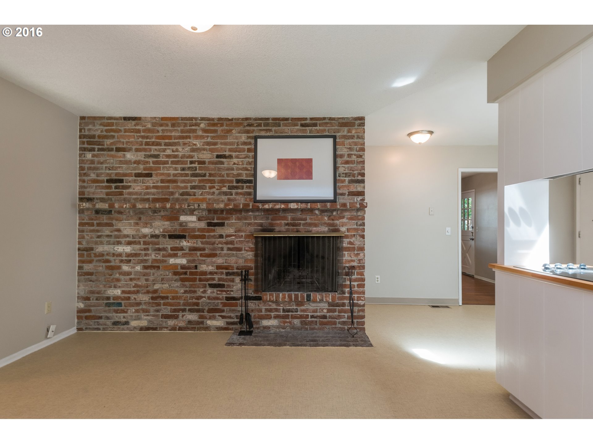 13775 Southwest Hart Road Beaverton, OR 97008 - Photo 5 of 13 Family Room