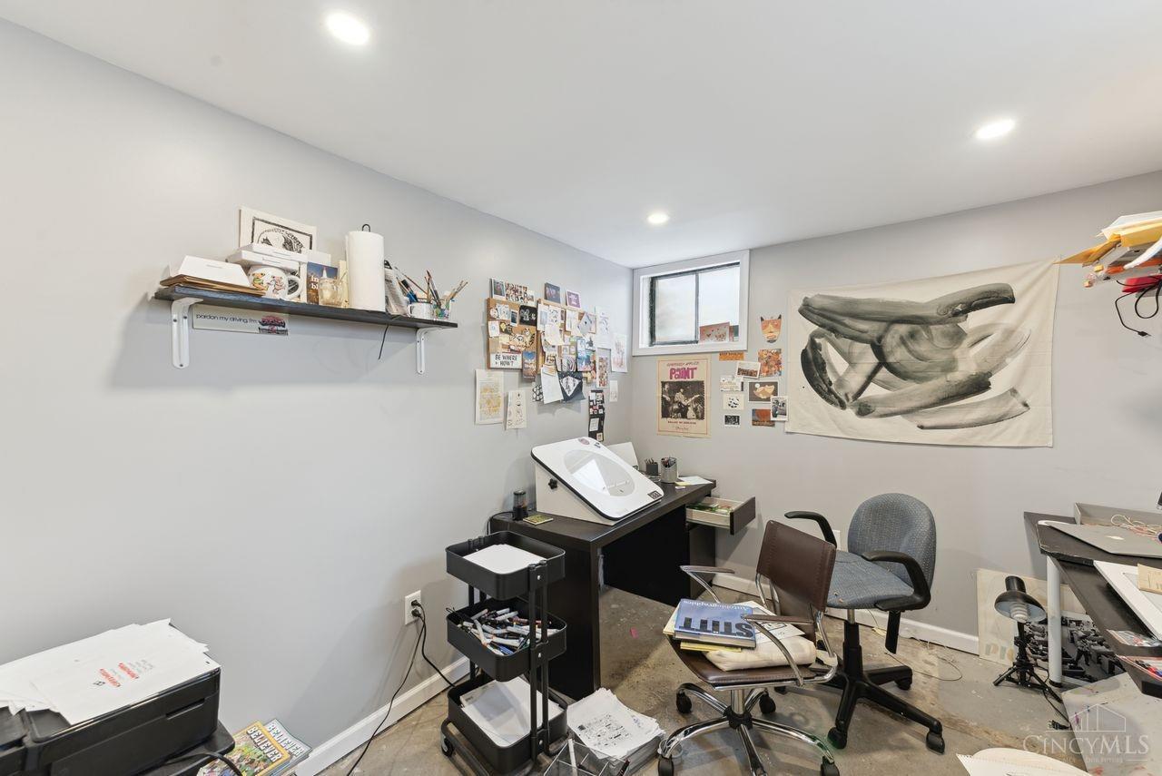 4360 Ridgeview Avenue Cincinnati, OH 45238 - Photo 30 of 36 Gallery Image 30