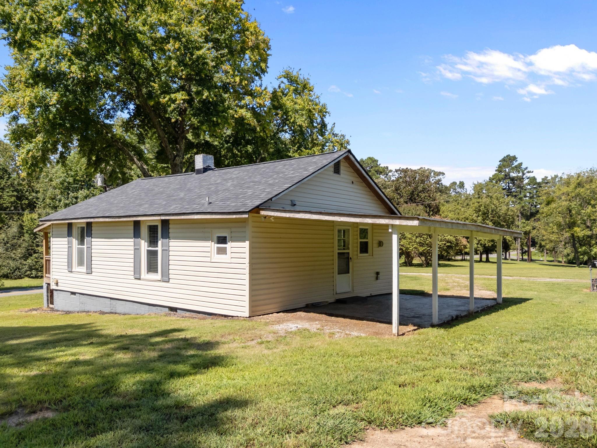 3840 Old Mocksville Road Salisbury, NC 28144 - Photo 4 of 19