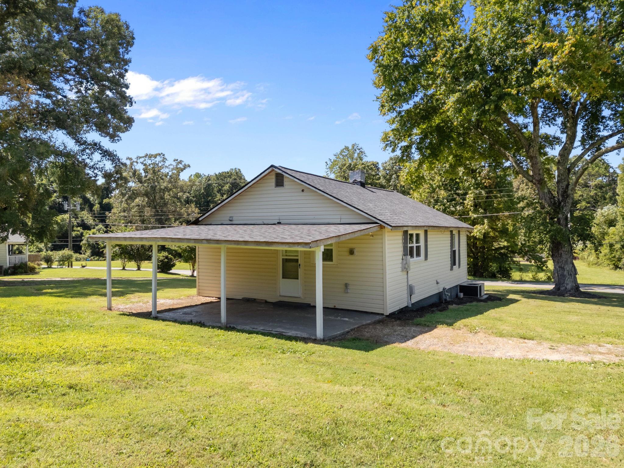 3840 Old Mocksville Road Salisbury, NC 28144 - Photo 5 of 19