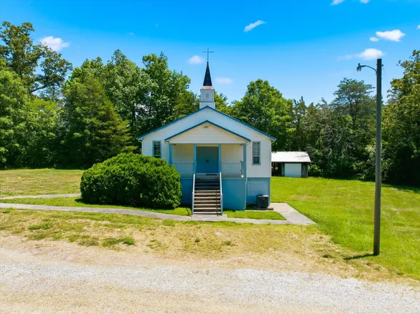 $385,000 | 2940 Calderwood Highway, Maryville, TN 37803