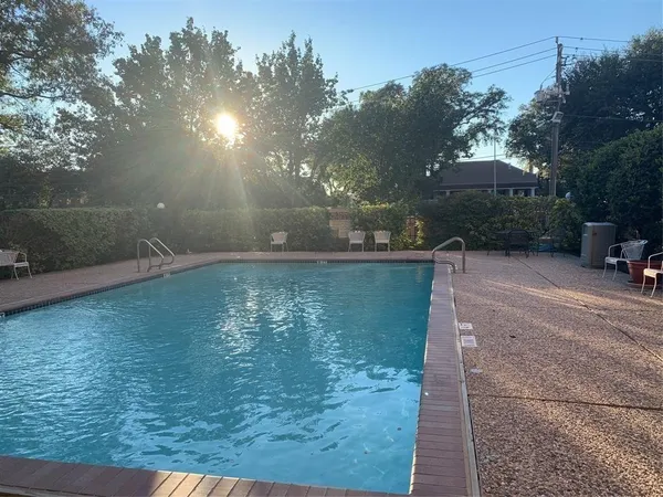 $1,380 | 7520 Hornwood Drive, Unit 1204, Houston, TX 77036