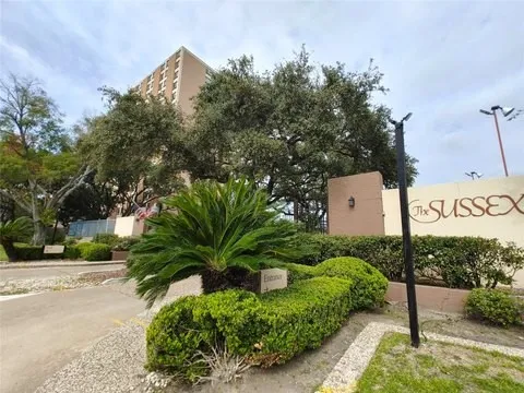 $1,380 | 7520 Hornwood Drive, Unit 1204, Houston, TX 77036