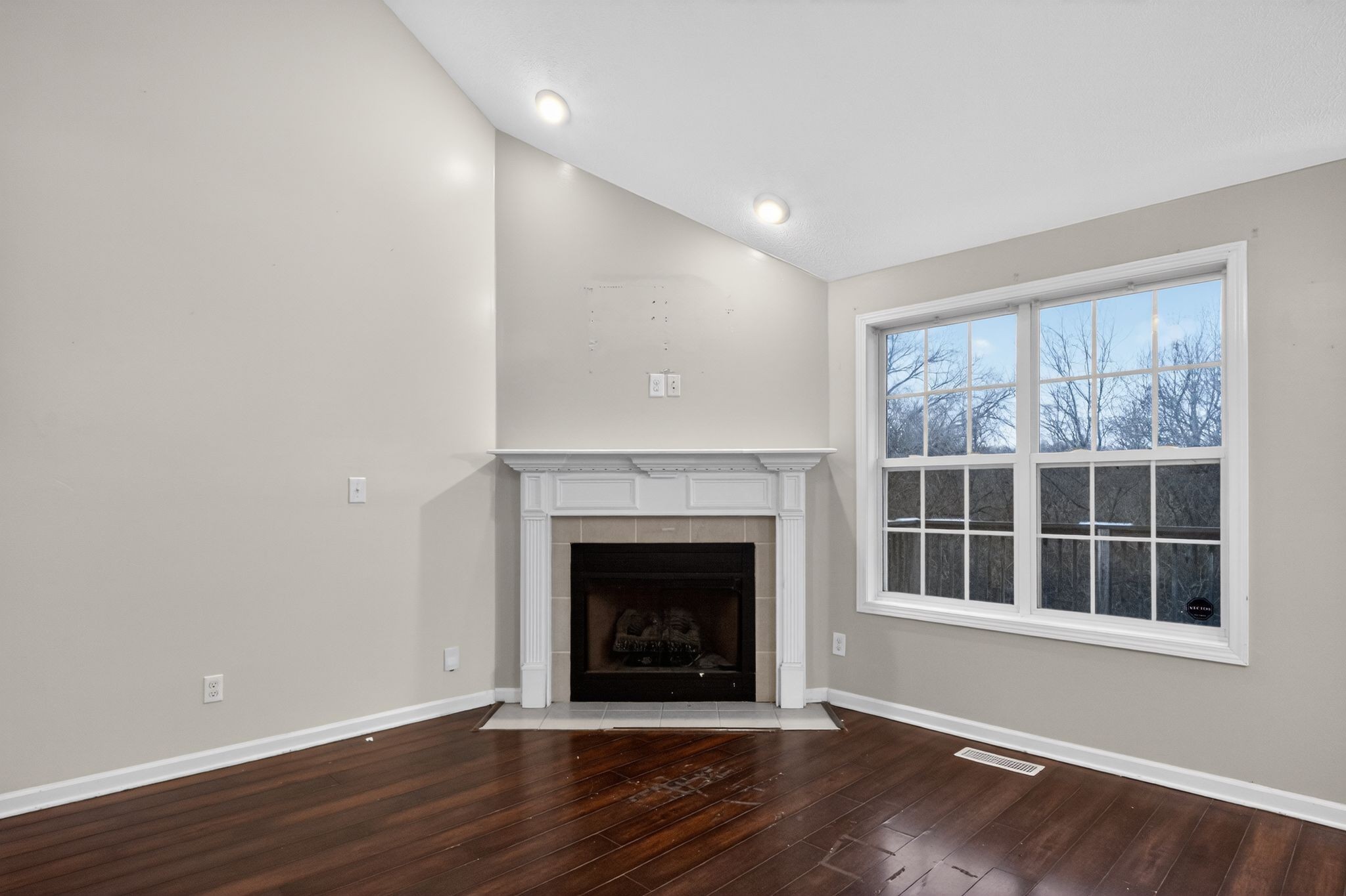 1507 Tylertown Road Clarksville, TN 37040 - Photo 3 of 15