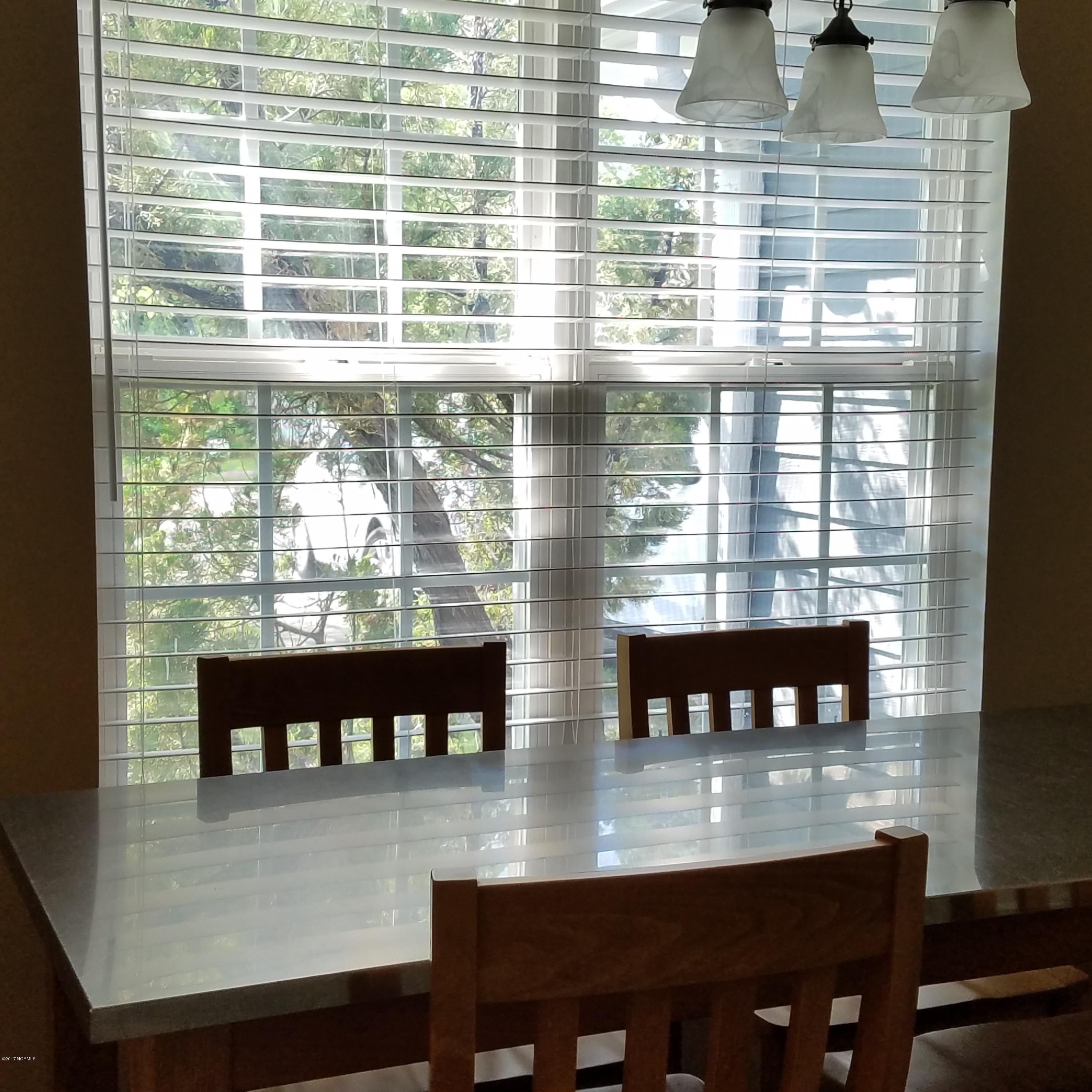 2244 White Road Wilmington, NC 28411 - Photo 4 of 14 20170525_161527