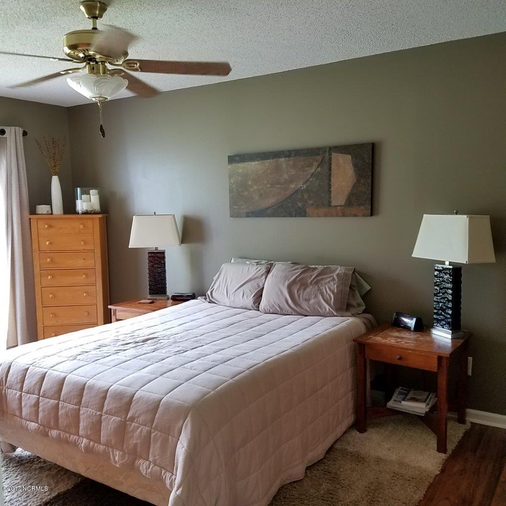 2244 White Road Wilmington, NC 28411 - Photo 8 of 14 20170525_161832 (1)