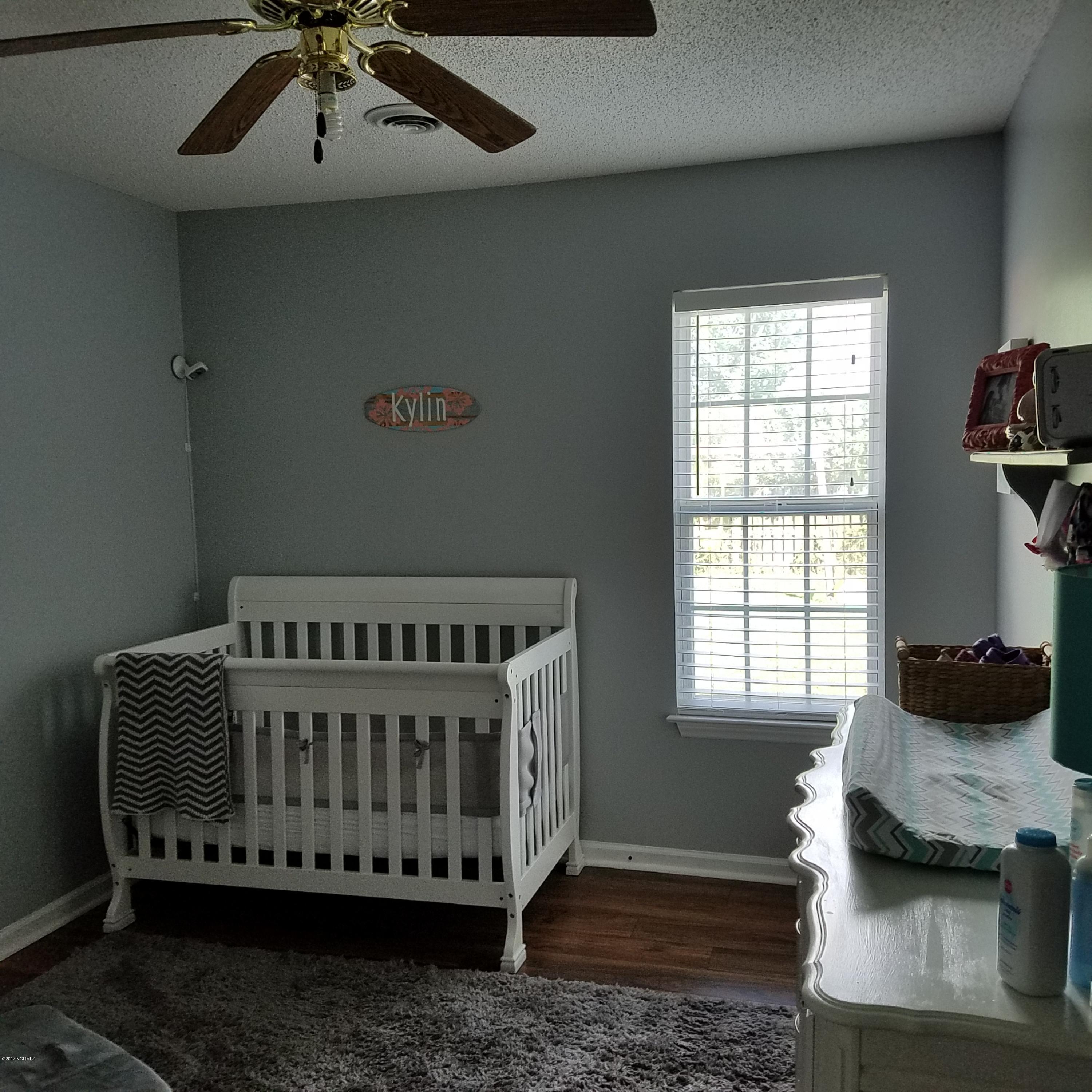 2244 White Road Wilmington, NC 28411 - Photo 9 of 14 20170525_162149
