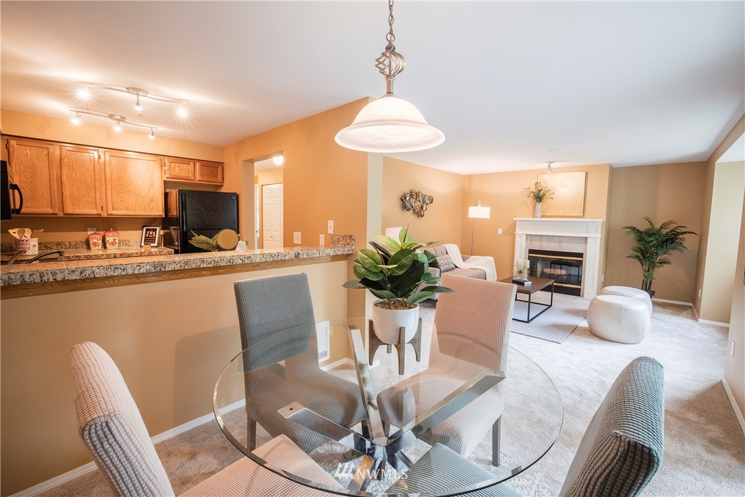19404 Bothell Way Northeast, Unit B203 Bothell, WA 98011 - Photo 5 of 24