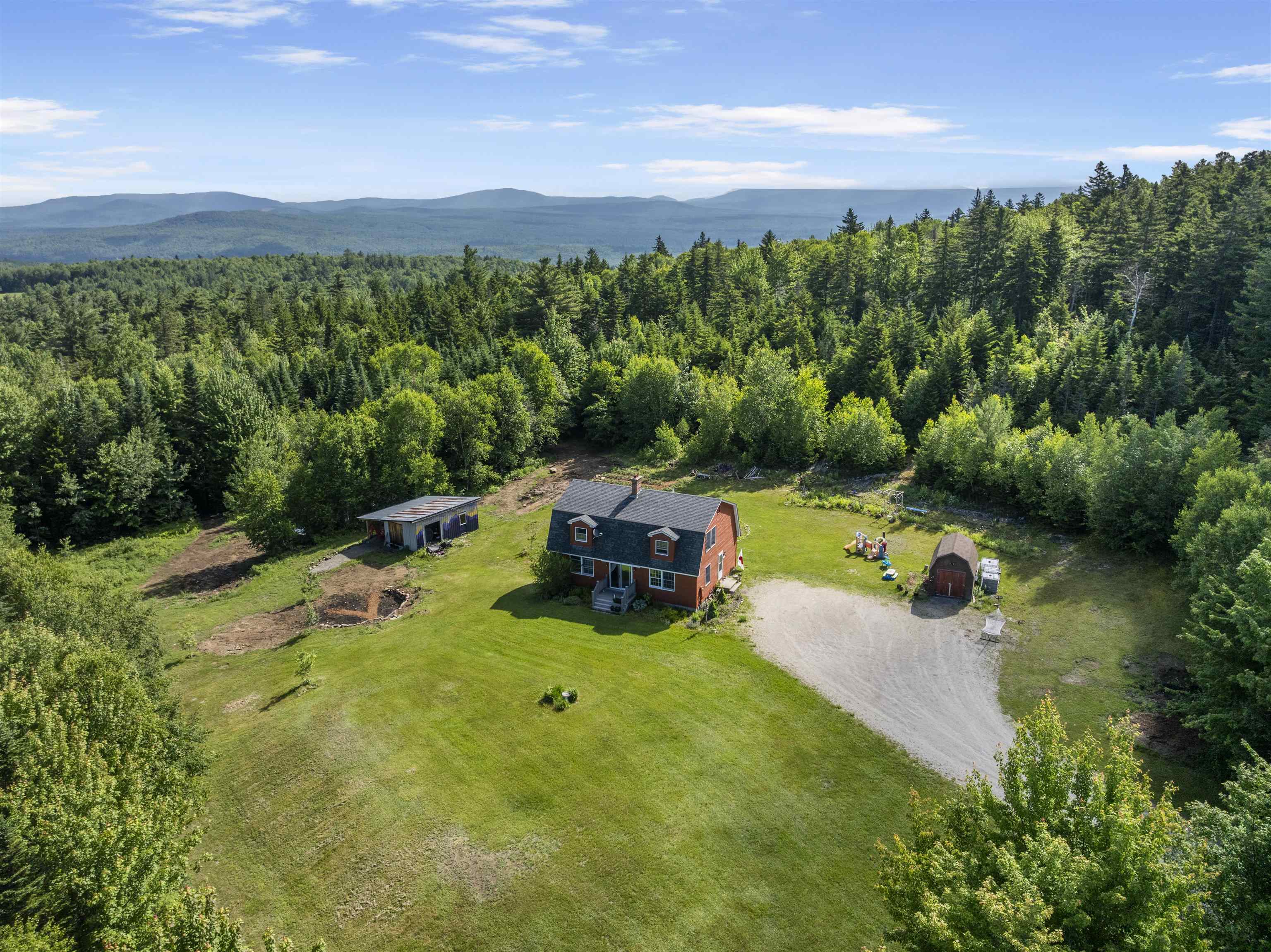 192 Cates Hill Road Berlin, NH 03570 - Photo 37 of 40