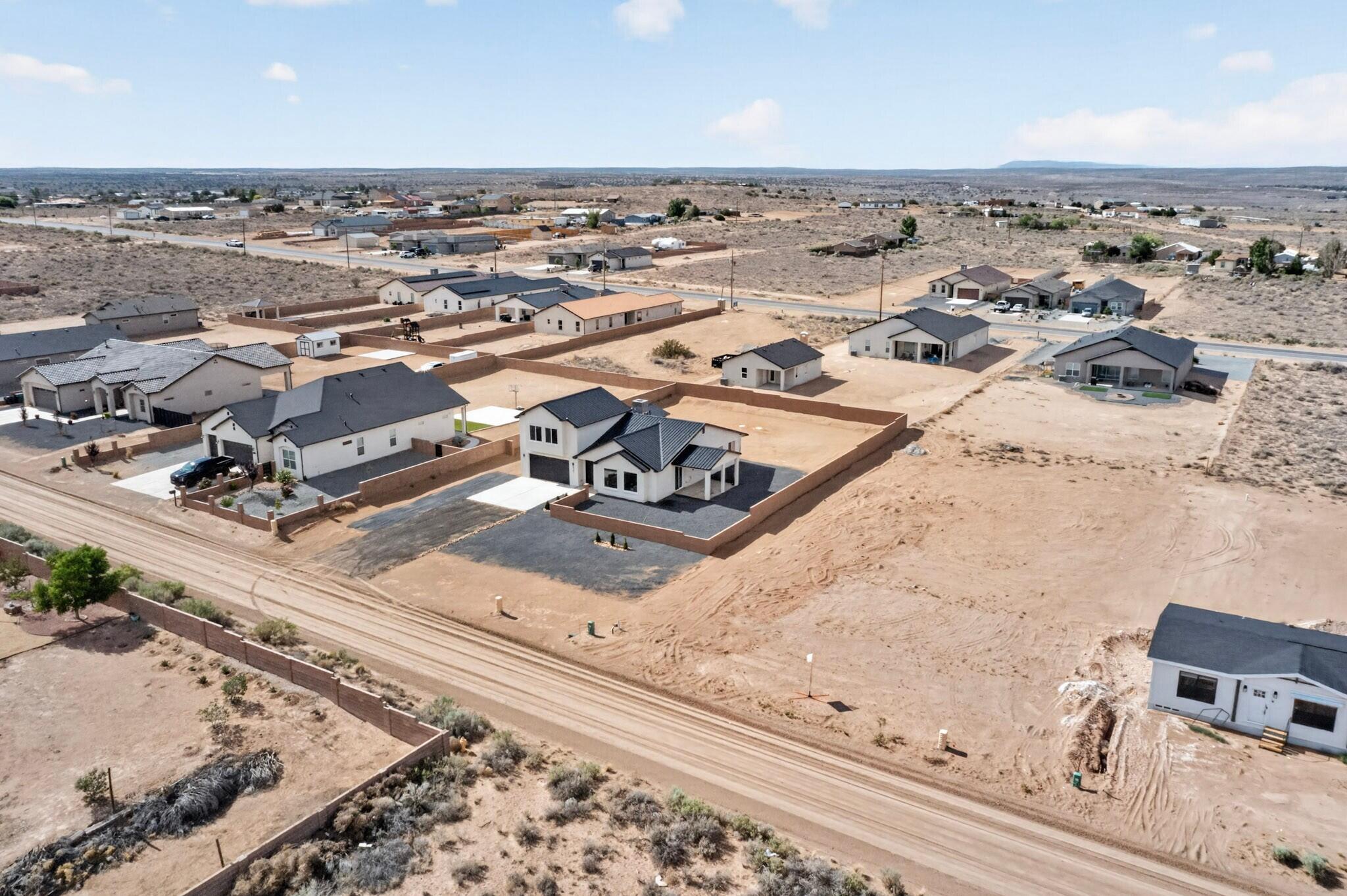 421 9th Avenue Northeast Rio Rancho, NM 87124 - Photo 39 of 48 Gallery Image 39