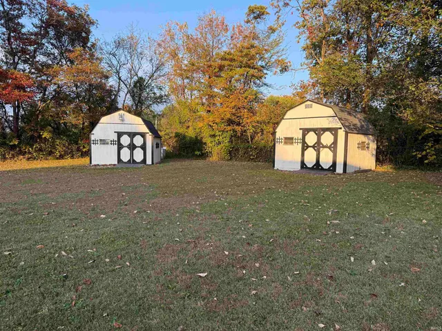 $275,000 | 3716 Tunnelton Road, Bedford, IN 47421