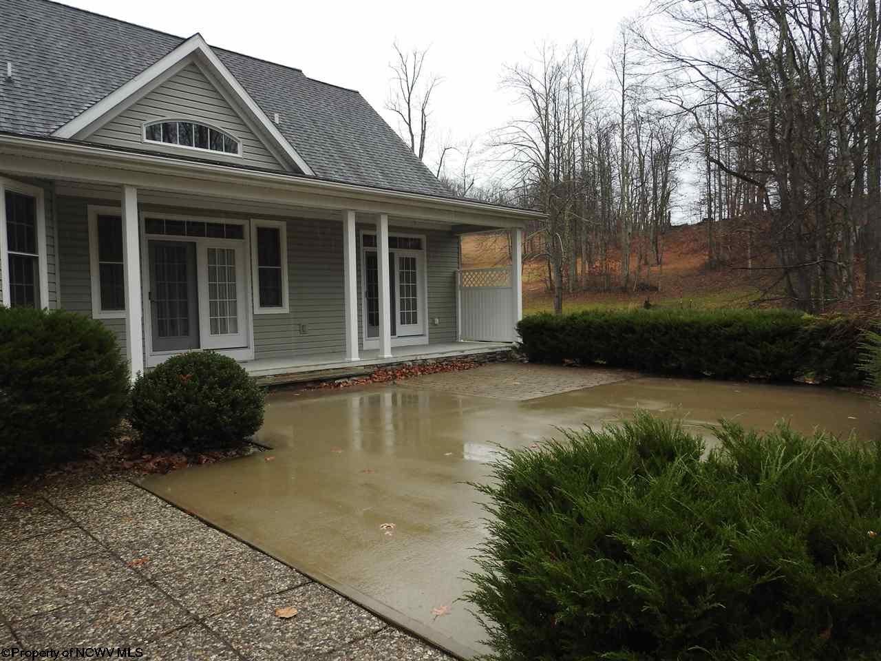 39 Lassiter Road Ellamore, WV 26267 - Photo 15 of 20 Gallery Image 15