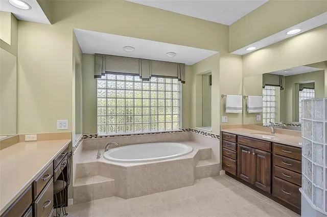 $995,000 | 2094 Sandhill Lane, Nokomis, FL 34275