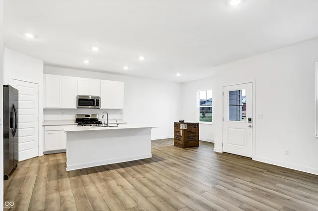 $2,100 | 17333 Gibbons Place, Westfield, IN 46074