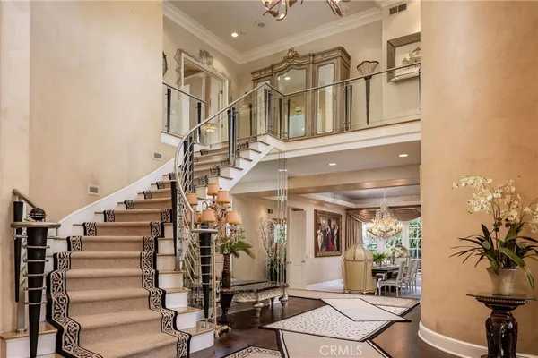 a view of entryway with a front door