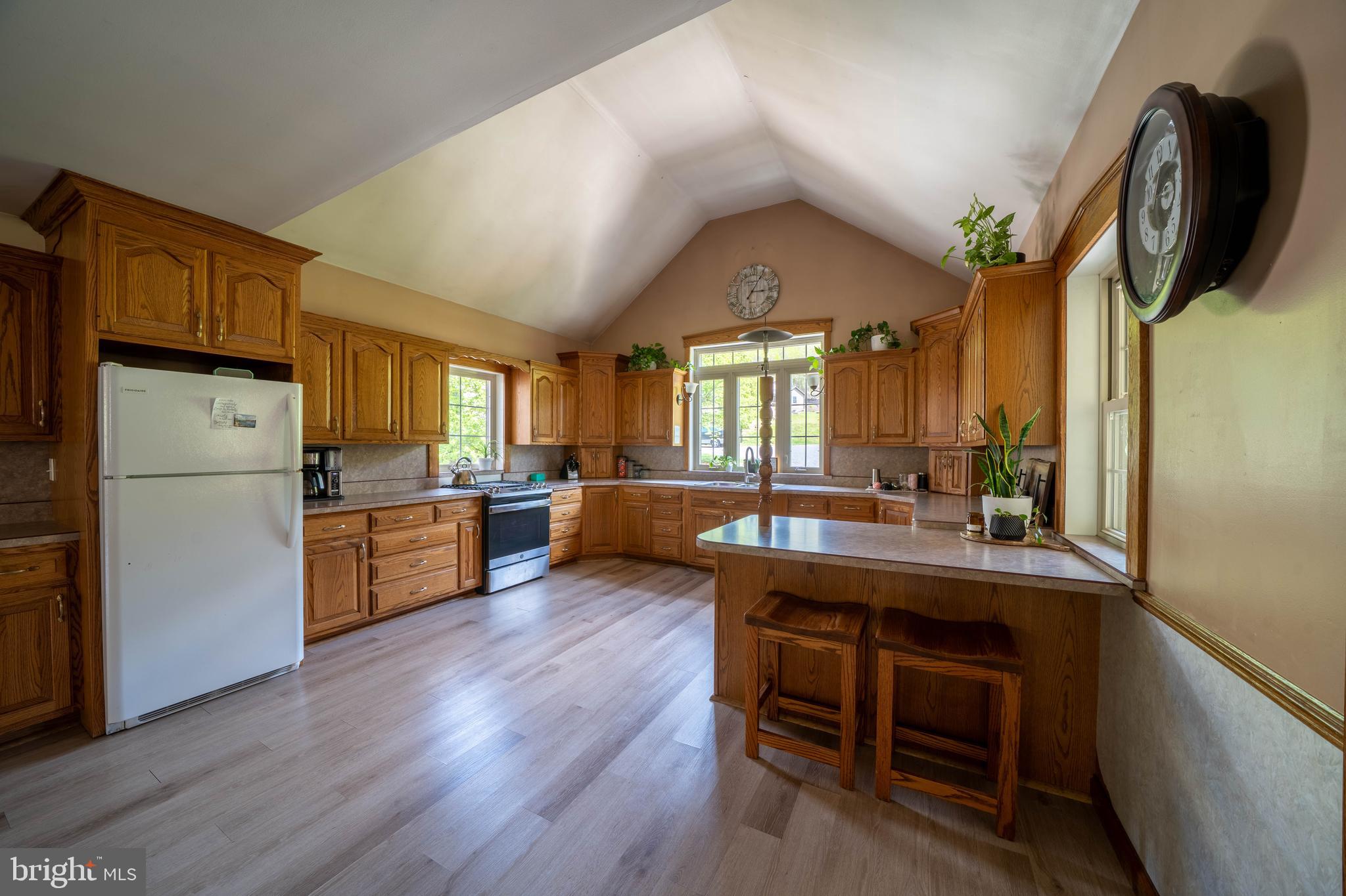 6784 Raccoon Valley Road Millerstown, PA 17062 - Photo 7 of 111