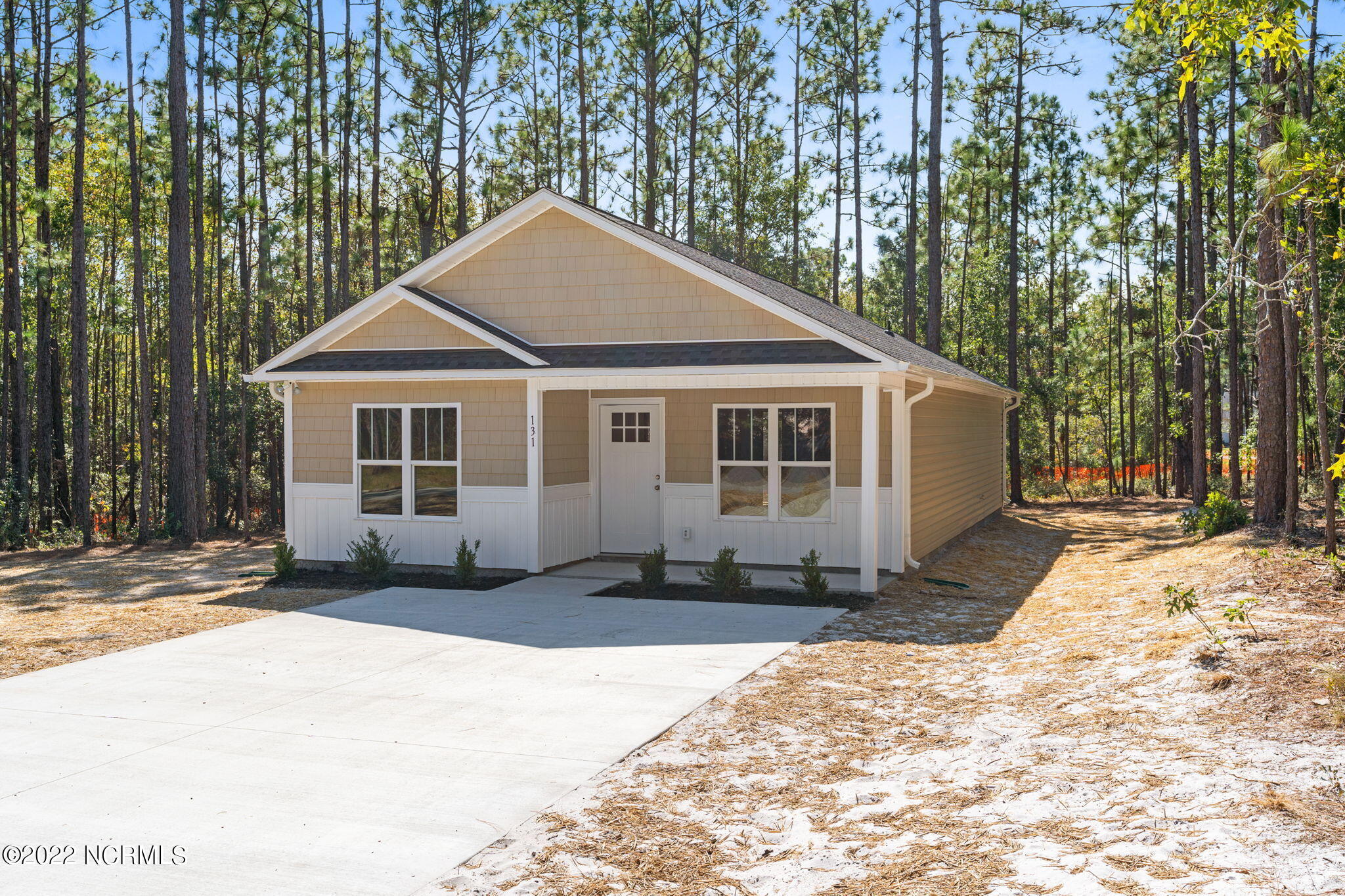 149 Elm Road Southport, NC 28461 - Photo 3 of 44 01 front of Elm