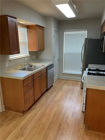 $1,700 | 6530 Royal Street, Arabi, LA 70032