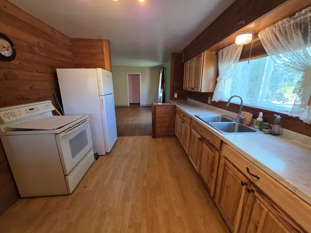 $139,900 | 72 West Main Street, Monroe, ME 04951