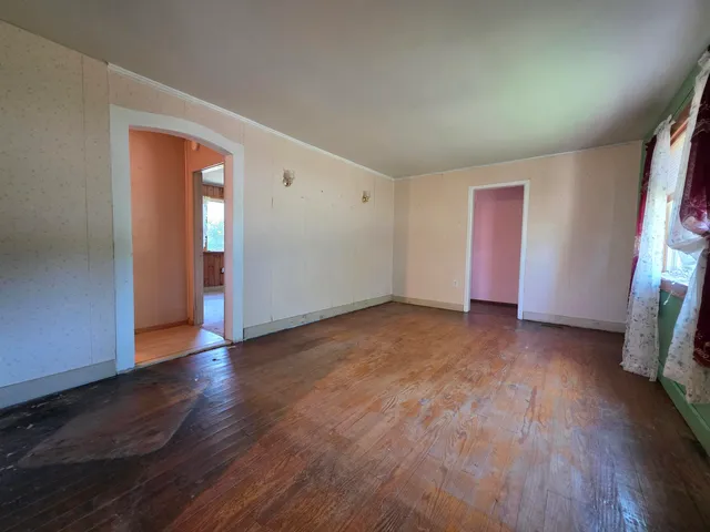 $139,900 | 72 West Main Street, Monroe, ME 04951