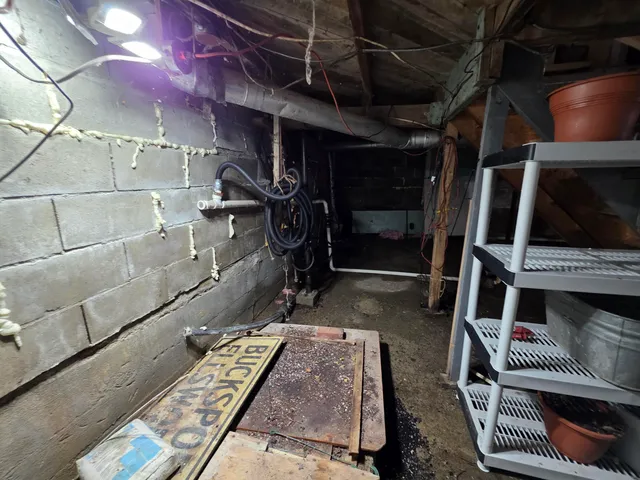 $139,900 | 72 West Main Street, Monroe, ME 04951